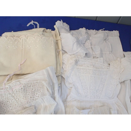 251 - A QUANTITY OF 19TH CENTURY BABY'S CLOTHES Provenance: From the family of Maud Ormiston of Whitchurch... 