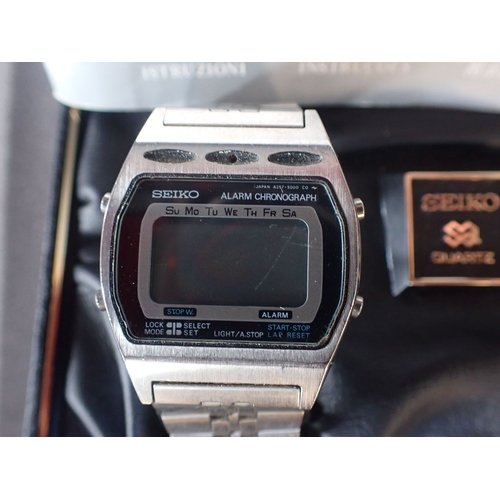 A RETRO GENTS SEIKO DIGITAL WATCH ALARM CHRONOGRAPH Digital type