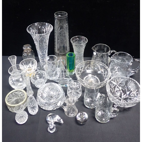 58 - A COLLECTION OF CUT GLASS JUGS, A SILVER-COLLARED JAR vases, bowls and other glassware