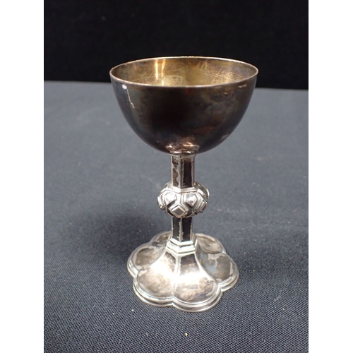 305 - 19TH CENTURY TRAVELLING SILVER CHALICE with gilt interior, Martin Hall & Co