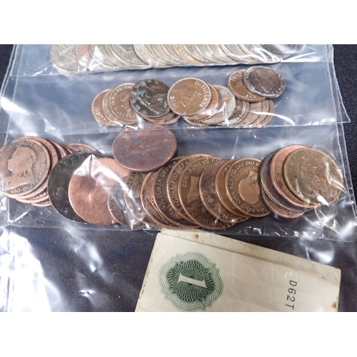 398 - A COLLECTION OF COINS AND BANKNOTES