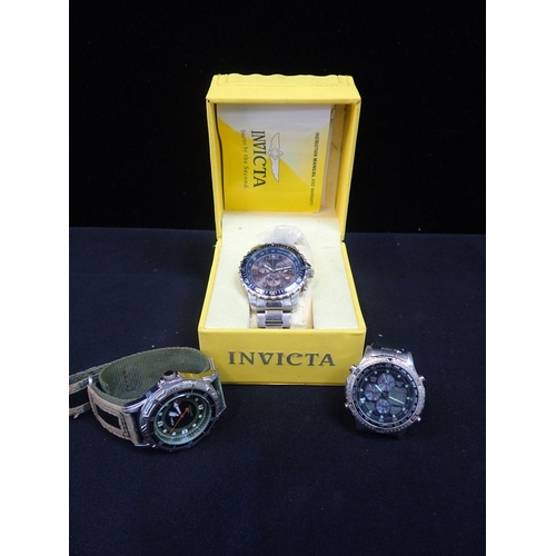 447 - AN 'INVICTA' GENTS WRISTWATCH (boxed), and two other wristwatches