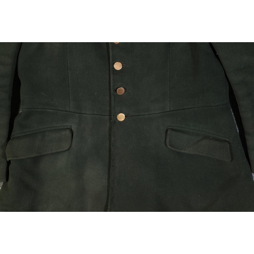 235 - MICHAEL SHERWOOD, IPSWICH: A GREEN HUNT COAT size 44