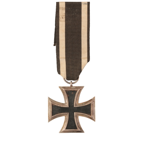 27 - 1813 IRON CROSS 2ND CLASS

three-piece construction, the ring has no maker's mark and has a slight s... 