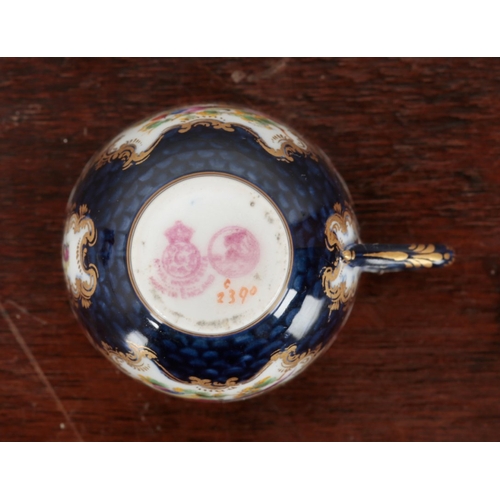 664 - TWO CABINET CUPS AND SAUCERS

including a Royal Worcester example, 5cm high, and another by Paris po... 