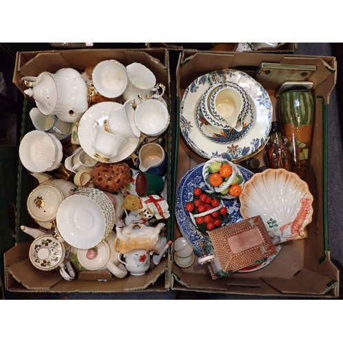 107 - A LARGE QUANTITY OF SUNDRIES household ceramics, glass, decorative items