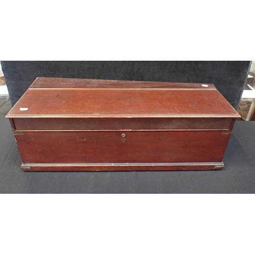 125 - MAHOGANY CASED DULCITONE, BY THOMAS MACHELL, GLASGOW 78cm wide (for restoration)