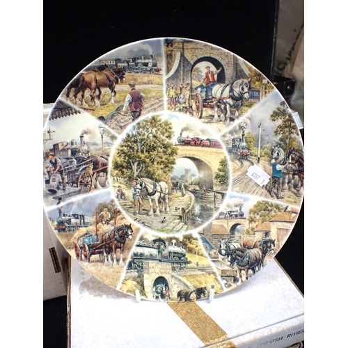 132 - SEVENTEEN RAILWAY THEMED COLLECTOR'S PLATES Bradford Exchange, Wedgwood etc (boxed)