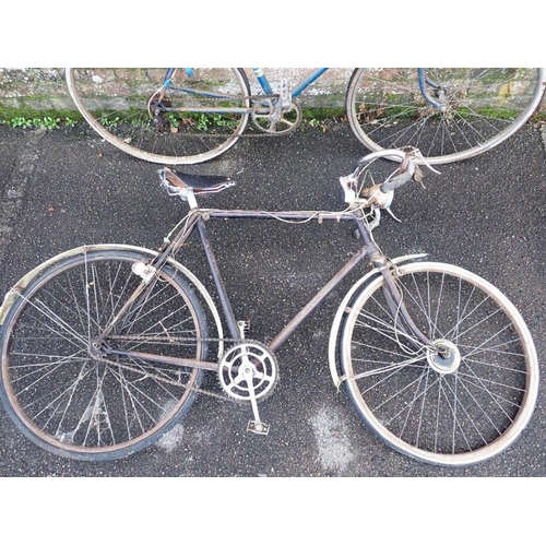 17 - A RUDGE RACING BICYCLE, WITH BROOKS SADDLE (for restoration) and another bicycle, with related ephem... 