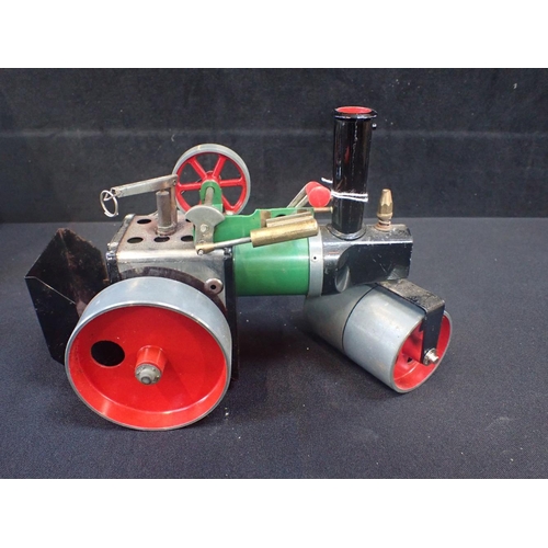 205 - A MAMOD STEAM ROLLER S.R.1a boxed