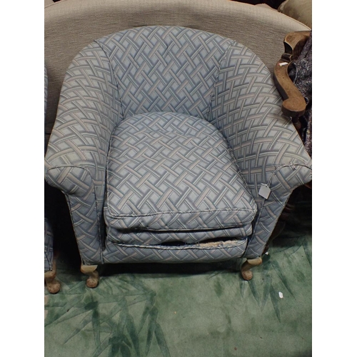 959 - A PAIR OF 1930s UPHOLSTERED TUB CHAIRS on short cabriole legs (for restoration)