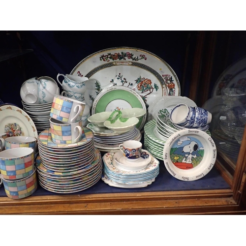 42 - A QUANTITY OF MIXED DINNER AND TEA WARE and other items