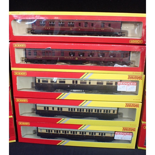 152 - HORNBY 00 GAUGE BOGIE COACHES BOXED AS NEW LNER, LMS, GWR and BR