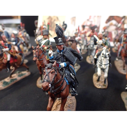 239 - A COLLECTION OF DEL PRATO AND OTHER MILITARY FIGURES cavalry of the Napoleonic period, with a collec... 