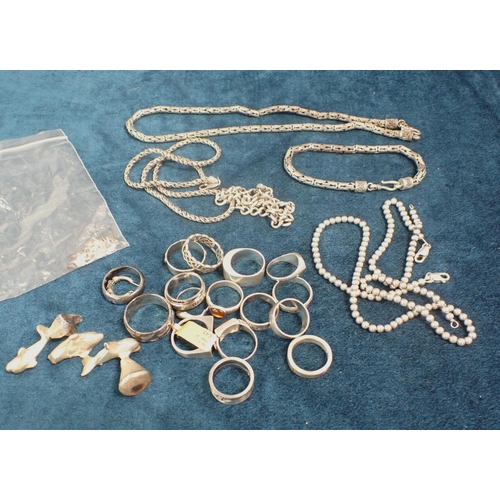 478 - A SILVER BEADED NECKLACE AND MATCHING BRACELET and a quantity of other silver/white metal jewellery ... 