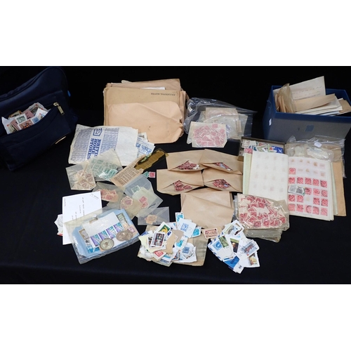 520 - A QUANTITY OF LOOSE STAMPS including a large quantity of Penny reds