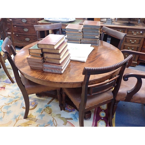 793 - A WILLIAM IV MAHOGANY BREAKFAST TABLE on platform base 121cm dia , (some wear to base) and a part se... 