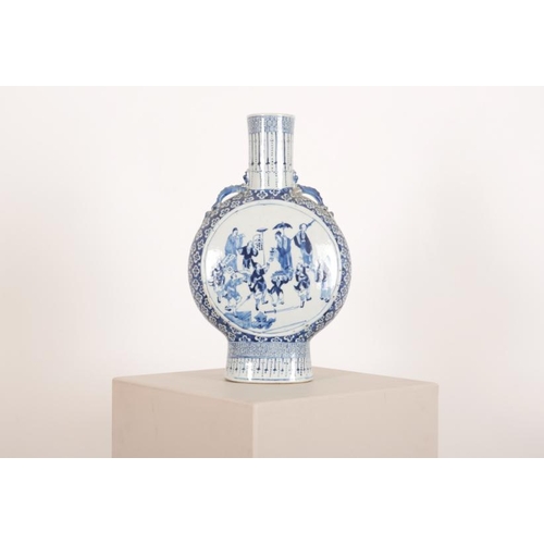 43 - A CHINESE BLUE AND WHITE MOON FLASK

20th century, a large cartouche either side depicting market tr... 