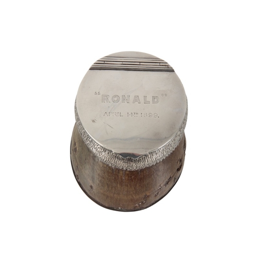 280 - A SILVER TOP HORSE HOOF INKWELL

with inscription 