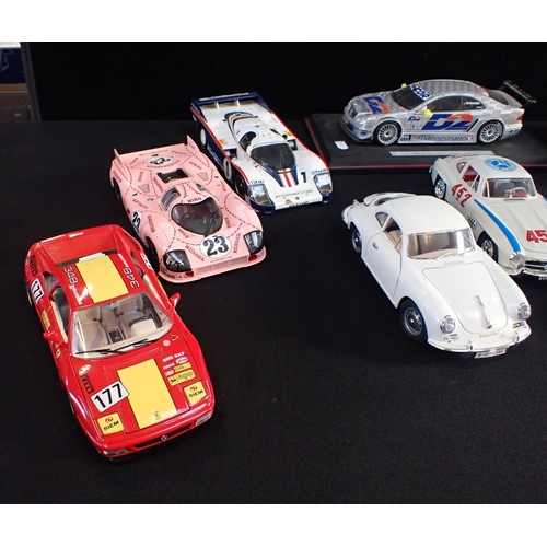 173 - A COLLECTION OF BURAGO AND OTHER 1/18 MODEL CARS racing cars and others, Mercedes, Bugatti, Porsche,... 