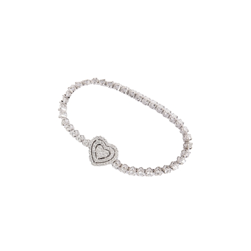 413 - DAMAS: A DIAMOND TENNIS BRACELET in 18ct white gold, set throughout with round brilliant cut diamond... 