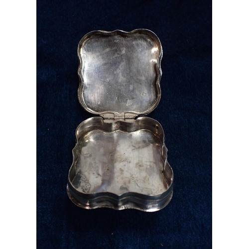 373 - A VICTORIAN SILVER DUTCH PILL BOX Silver filigree top and a shaped box with decoration, Makers mark ... 