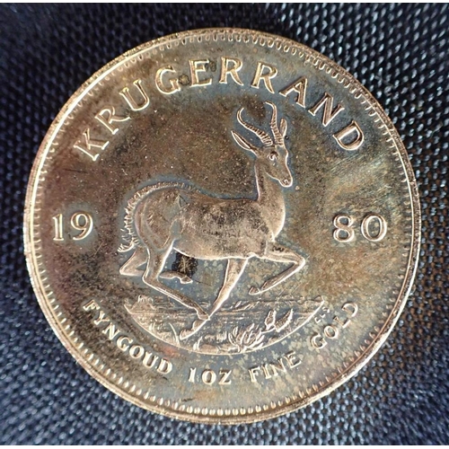 488 - A 1980 SOUTH AFRICAN GOLD KRUGGERAND reverse with springbok, c. 34 grams