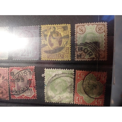 501 - A COLLECTION OF VICTORIAN AND LATER POSTAGE STAMPS and another album mainly George V and George VI (... 