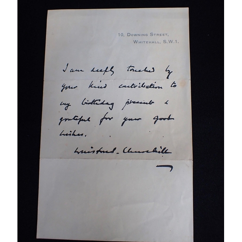 532 - WINSTON CHURCHILL INTEREST: A PRINTED THANK YOU NOTE on Downing Street headed paper, 18.5 cm x 12.5c... 