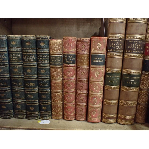 574 - A QUANTITY OF 19th CENTURY AND LATER BOOKS some leather bound