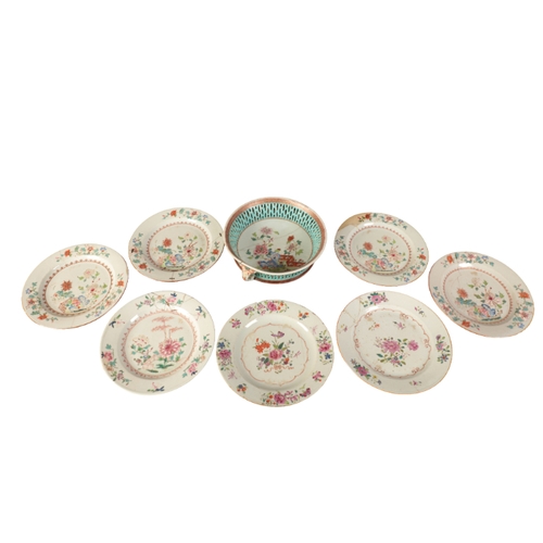 293 - A SET OF FOUR CHINESE FAMILLE ROSE PLATES

Qianlong, enamelled in polychrome with flowers sprouting ... 