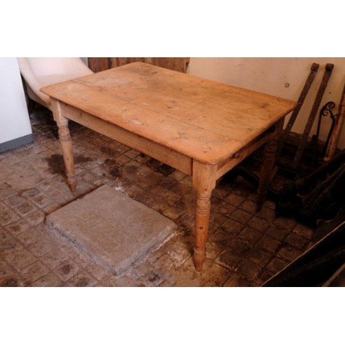 466 - AN OAK TRIPOD TABLE

70cm high x 91cm wide x 71cm wide; and a pine rectangular table with turned leg... 