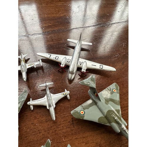 422b - A COLLECTION OF MECCANO/DINKY DIE CAST MILITARY AIRCRAFT (a collection)