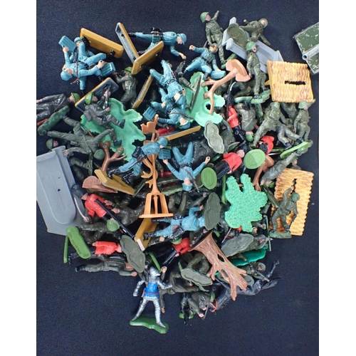 250 - A COLLECTION OF TOY SOLDIERS Britains, Timpo etc