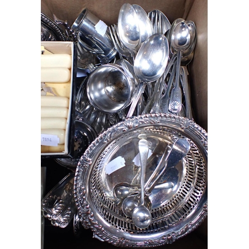 421 - A QUANTITY OF SILVER-PLATED WARE including a covered serving dish, cutlery, bone-handled knives etc