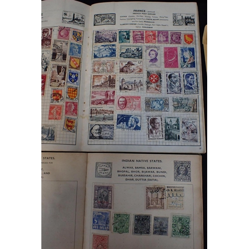 567 - TWO STAMP ALBUMS AND A QUANTITY OF LOOSE STAMPS