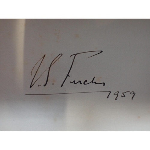 607 - SIR VIVIAN FUCHS (SIGNED) and SIR EDMUND HILLARY 'The crossing of Antarctica' , Cassell, 1958, signe... 