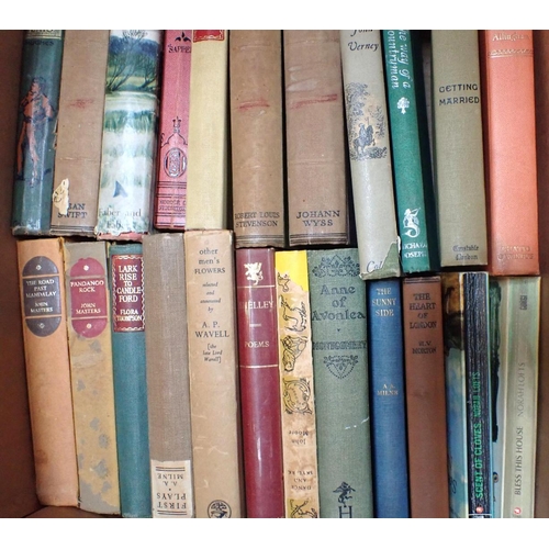 625 - A QUANTITY OF MIXED BOOKS including Cassell's romance of famous lives, Folio society John Buchan vol... 