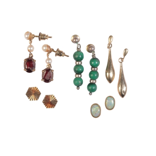 191 - A COLLECTION OF GOLD AND GEM-SET EARRINGS

including a pair of garnet and pearl drop earrings in 9ct... 
