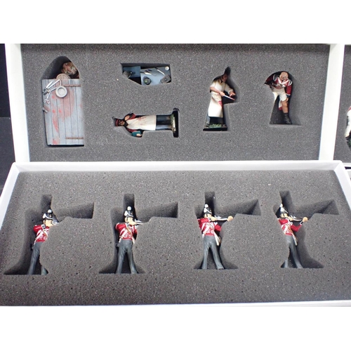 218 - W. BRITAIN NAPOLEONIC MODEL FIGURES 36005 Coldstream Guards Surgeon, 36006 Fight in the Courtyard, 4... 