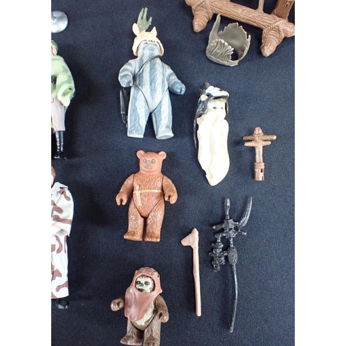 270 - KENNER 1983 STAR WARS SY SNOOTLES AND THE REBO BAND ACTION FIGURES with a collection of Ewok figures... 