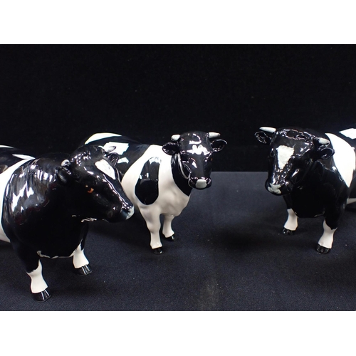 389 - BESWICK FRIESIAN BULLS AND ONE COW Coddington Hilt Bar