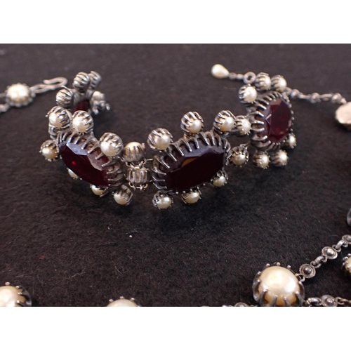 509 - MITCHEL MAER FOR CHRISTIAN DIOR: (ATTRIBUTED) a necklace and bracelet, set with red stones, unmarked... 