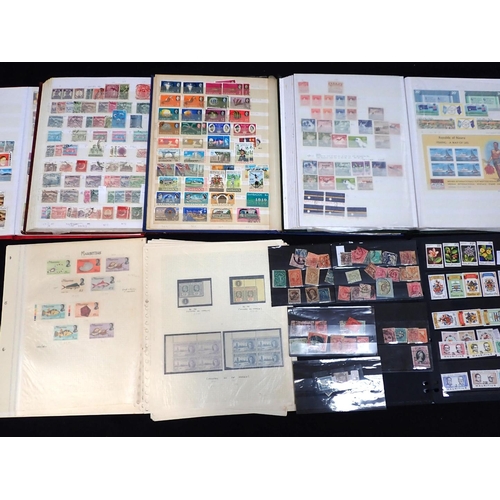 595 - A QUANTITY OF STAMPS, MAURITIUS, GRENADA and other including packets of loose stamps.