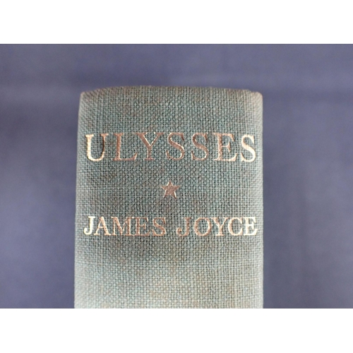 658 - JAMES JOYCE: ULYSSES, JOHN LANE THE BODLEY HEAD 1937 (no d/w, some spotting, green cloth soiled)