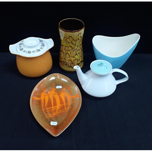 74 - AN AEGEAN POOLE DISH together with a vase, a twin-tone teapot, a Jefferson dish and other