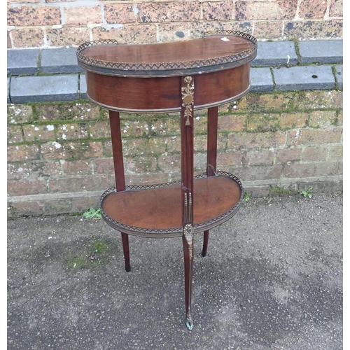 799 - A FRENCH MAHOGANY KIDNEY SHAPED OCCASIONAL TABLE with ormolu mounts, fitted single drawer, early 20t... 