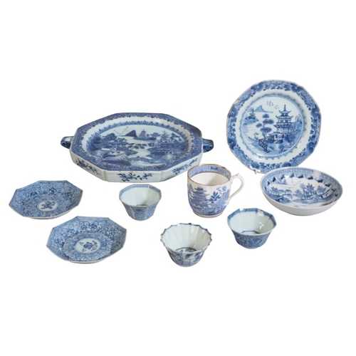 201 - NINE CHINESE BLUE AND WHITE VESSELS

19th century or later, including a Nanking-style plate warmer o... 