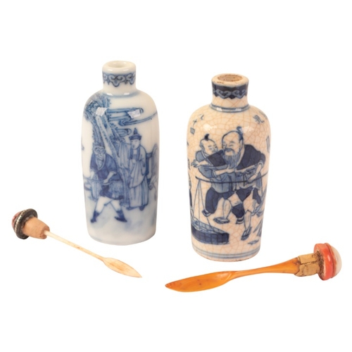 76 - TWO CHINESE BLUE AND WHITE SNUFF BOTTLES

one bearing a six character Yongzheng mark to the base, de... 