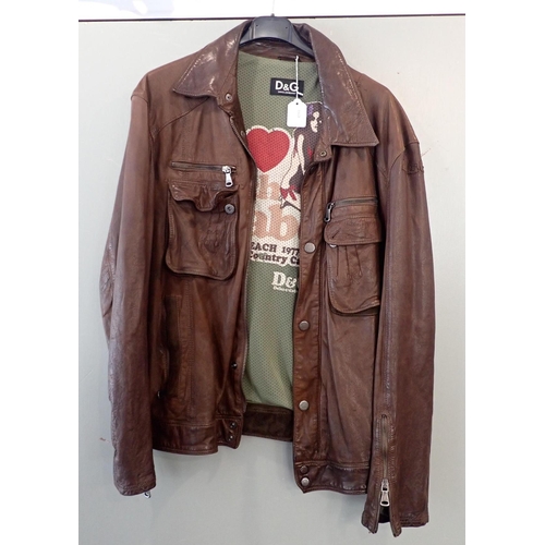 122 - DOLCE AND GABANNA GENTLEMANS' LEATHER JACKET size 40